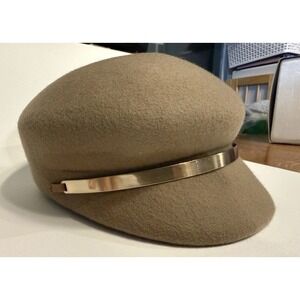 Nine West Beige Designer Wool Felt Newsboy Cap With Metal Accent Rare